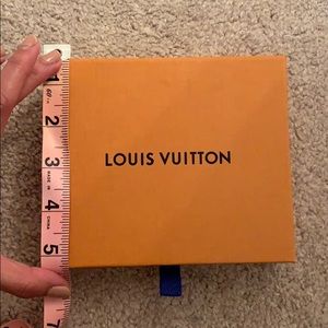 Louis Vuitton box